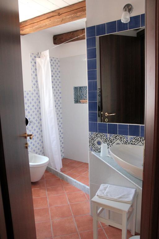 La Casa Del Geko Bed and Breakfast Cefalù Rum bild