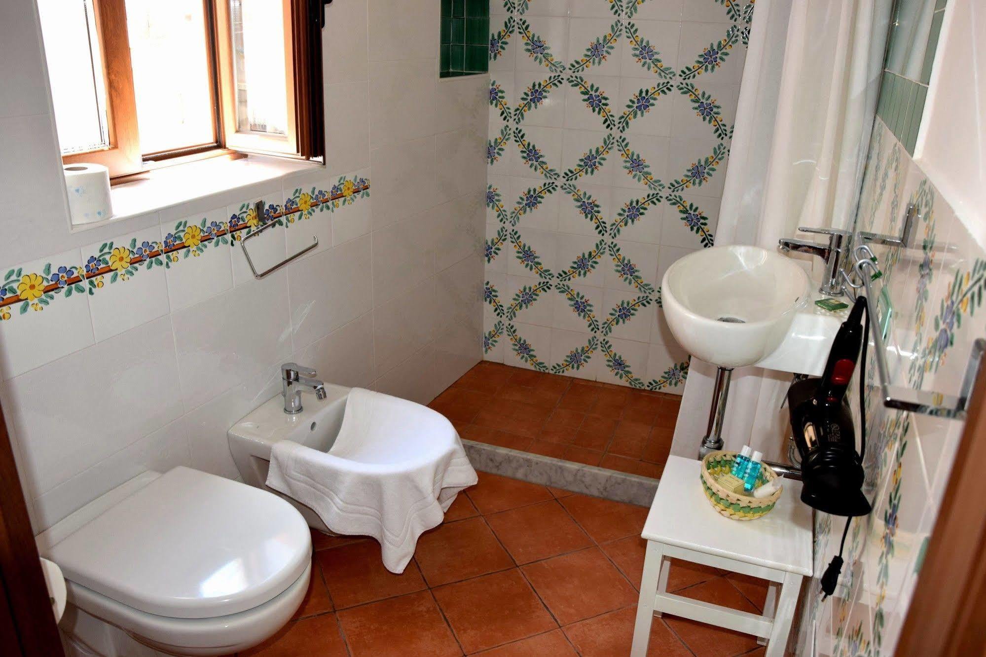 La Casa Del Geko Bed and Breakfast Cefalù Exteriör bild