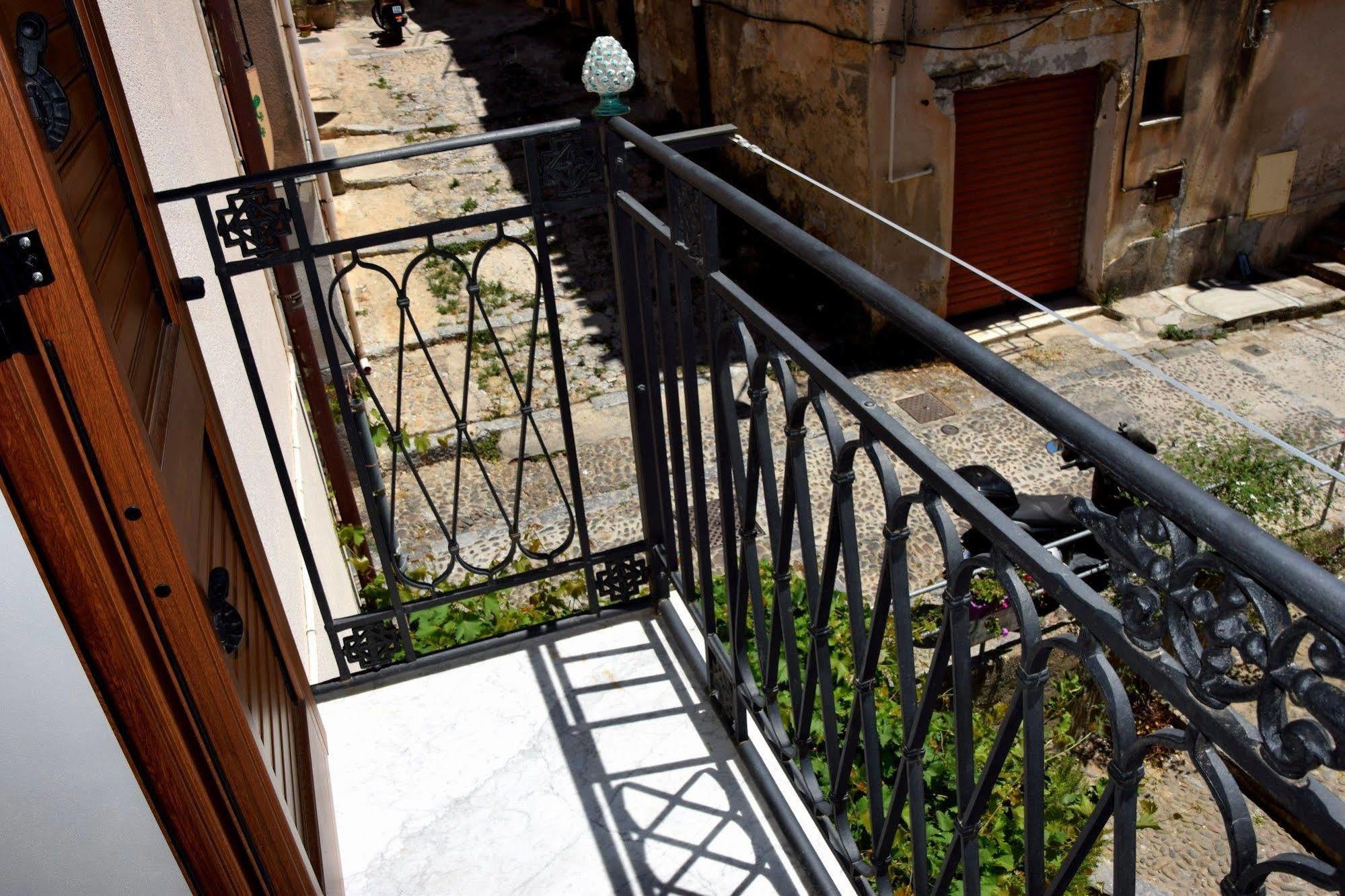 La Casa Del Geko Bed and Breakfast Cefalù Exteriör bild